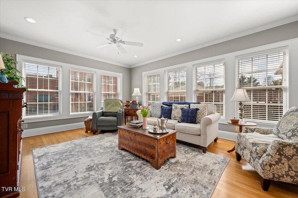 Photo #44: 108 Valley Street