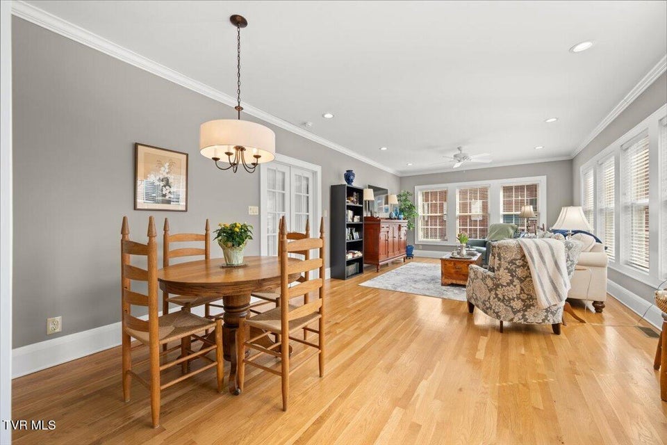 Photo #42: 108 Valley Street