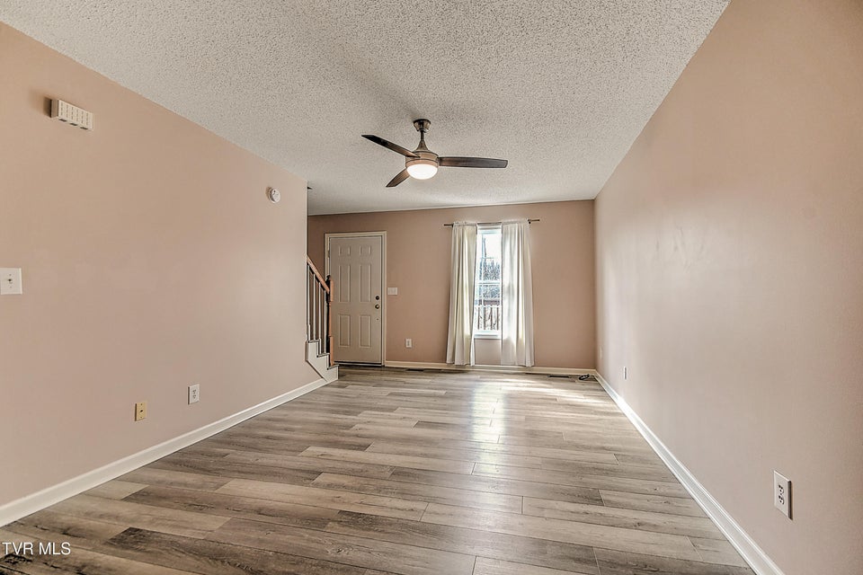 Photo #9: 112 Winners Circle