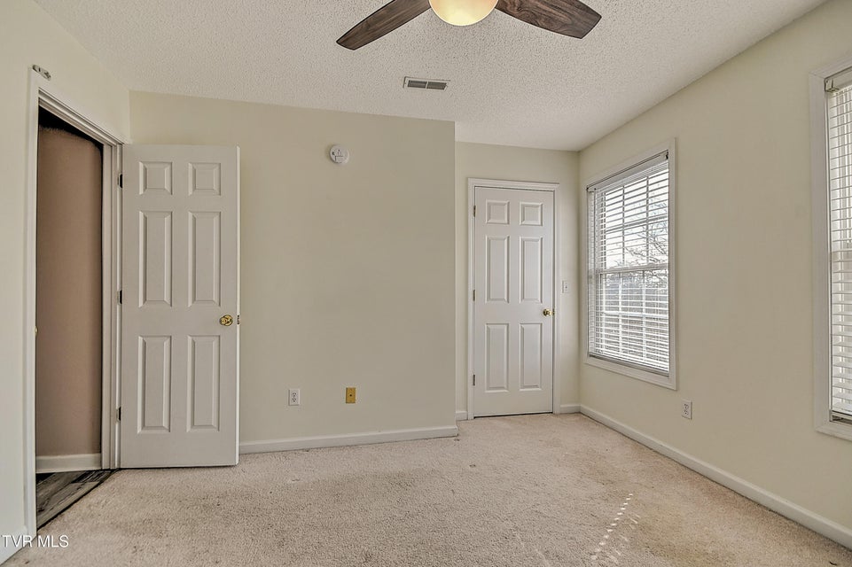 Photo #24: 112 Winners Circle