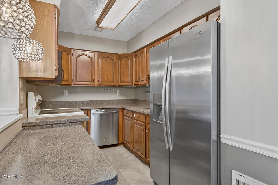 Photo #4: 555 Hickory Road