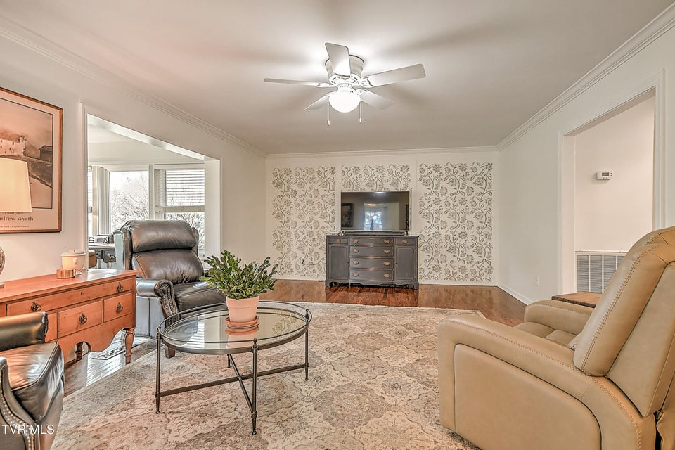 Photo #12: 113 Fox Hall Circle