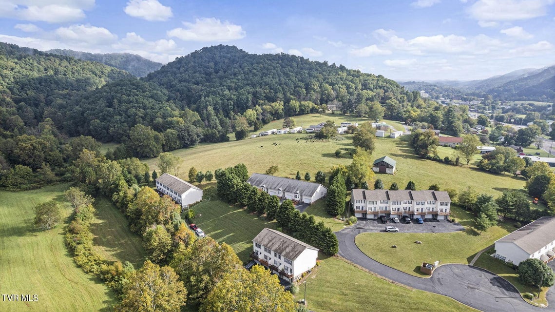 Photo #2: 112 Winners Circle