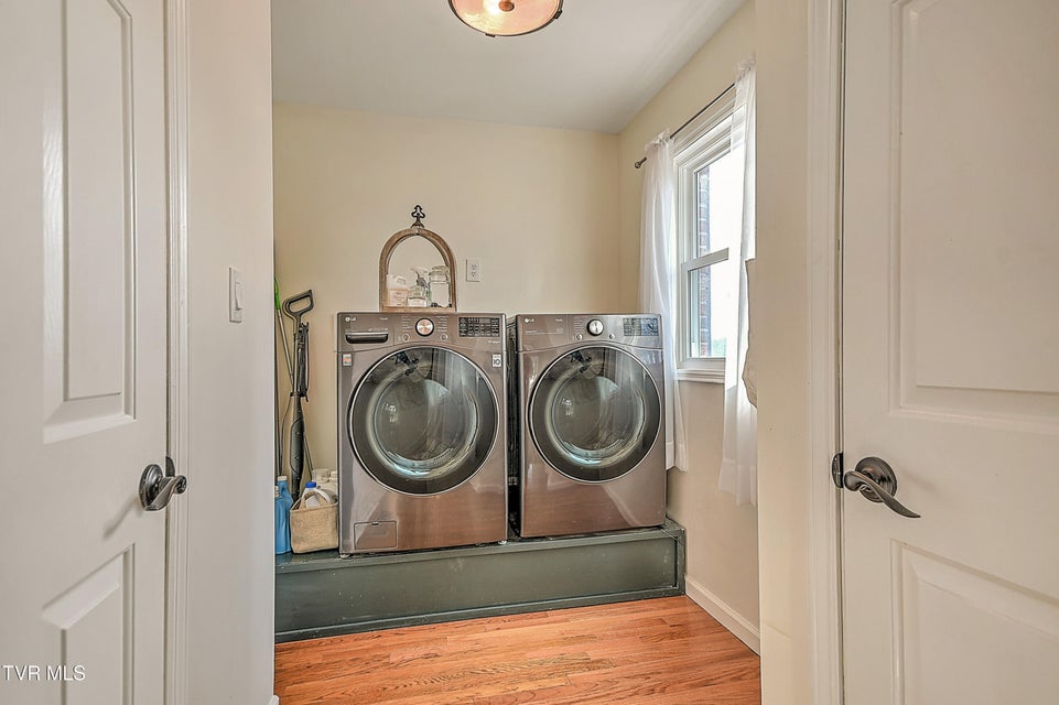 Photo #18: 113 Fox Hall Circle