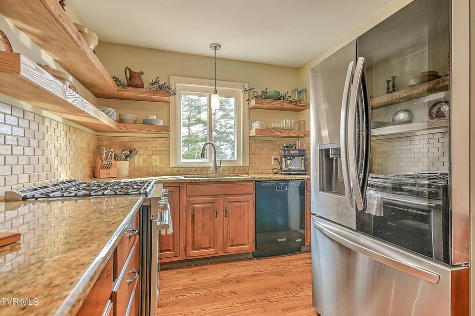 Photo #26: 113 Fox Hall Circle