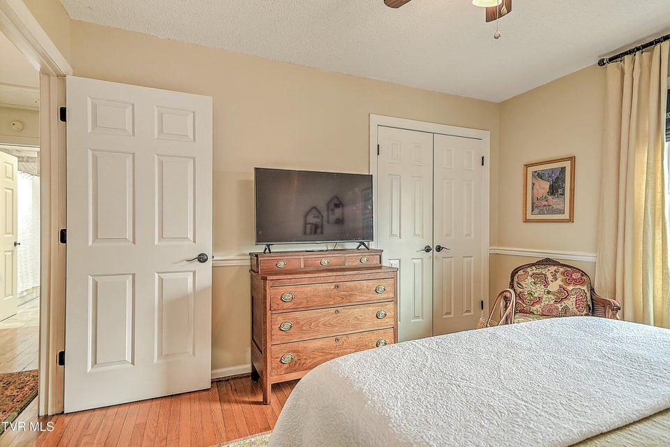 Photo #36: 113 Fox Hall Circle