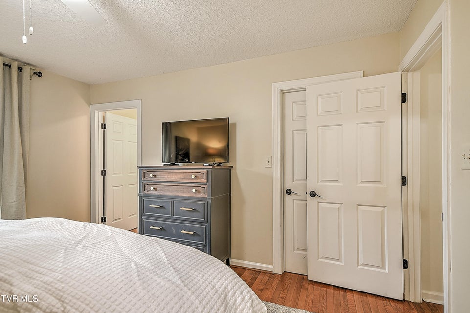 Photo #38: 113 Fox Hall Circle