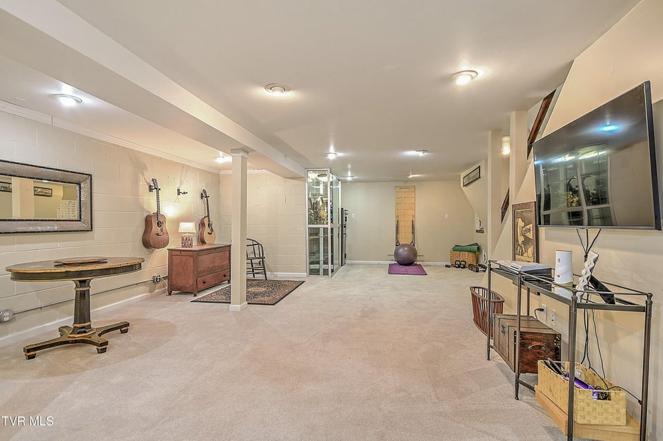 Photo #45: 113 Fox Hall Circle