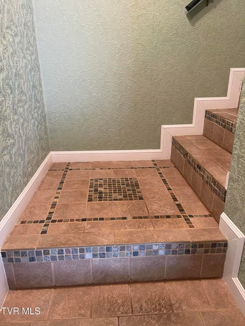 Photo #21: 1977 Combs Ridge Road