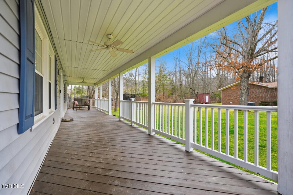 Photo #6: 308 Grant Avenue