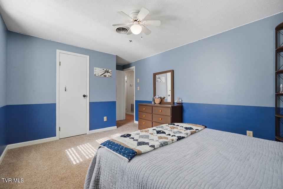 Photo #31: 308 Grant Avenue