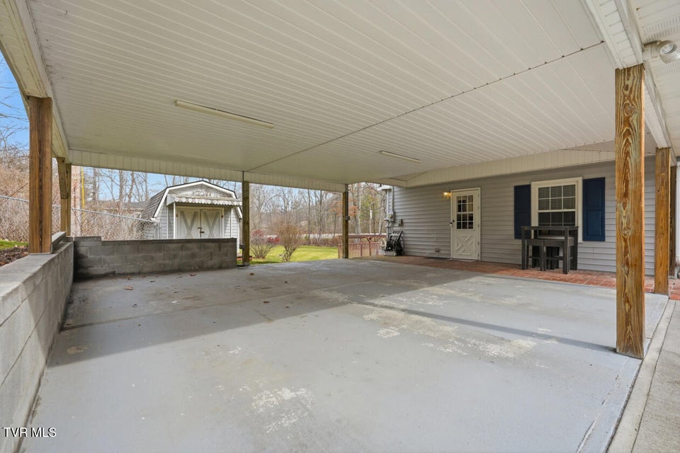 Photo #36: 308 Grant Avenue