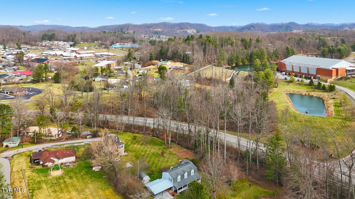 Photo #40: 308 Grant Avenue