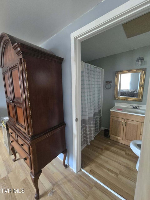 Photo #18: 239 Main Street