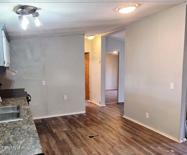 Photo #8: 91 Old Mine Road