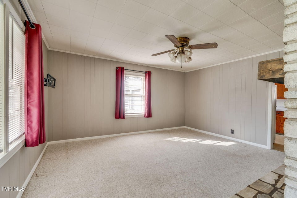 Photo #5: 1343 Piney Flats Road