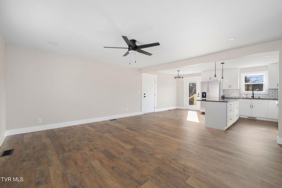 Photo #9: 137 Meadow Lark Lane