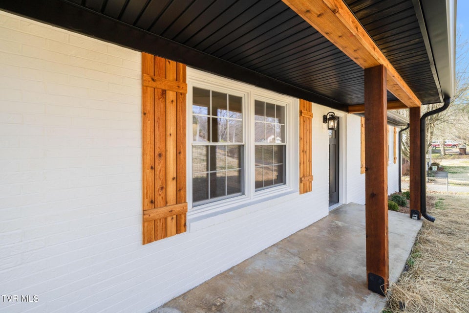 Photo #3: 137 Meadow Lark Lane