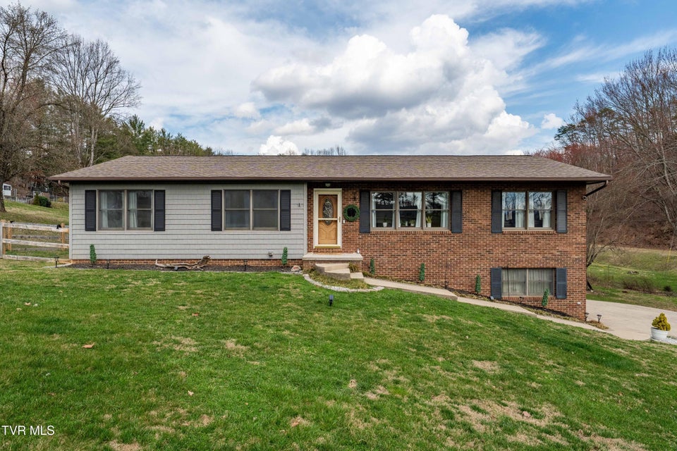 Photo #3: 1201 Bermuda Drive