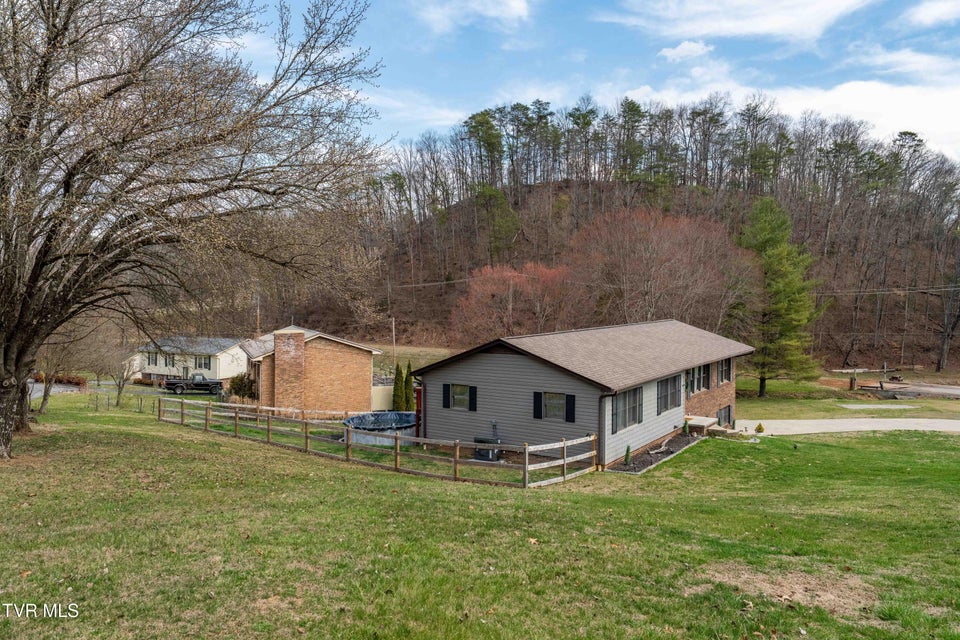 Photo #7: 1201 Bermuda Drive