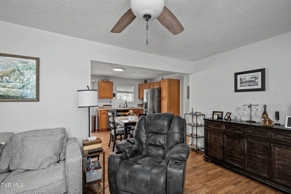 Photo #7: 153 Pinnacle Drive