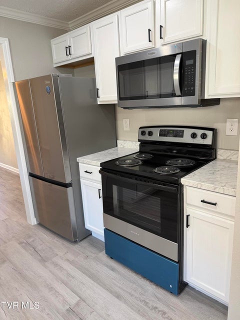 Photo #17: 1000 Grindstaff Avenue