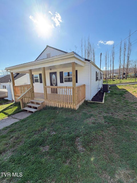 Photo #7: 1000 Grindstaff Avenue