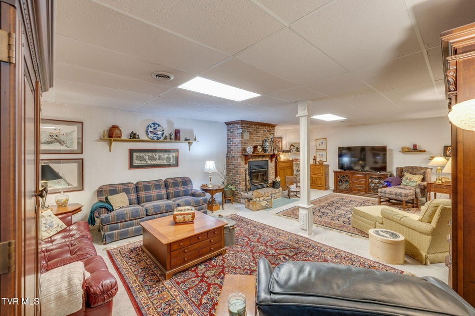 Photo #29: 455 Brian Circle