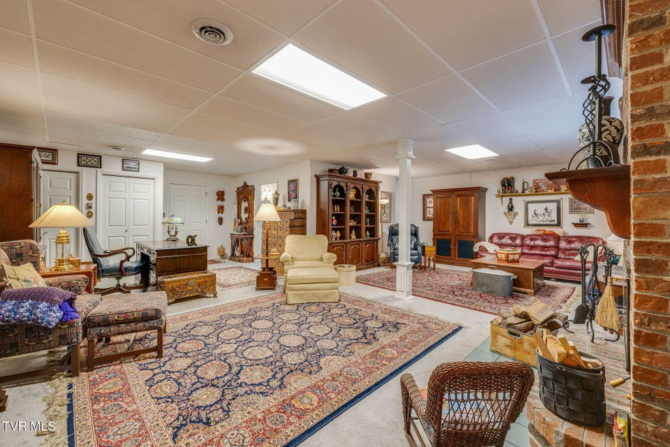 Photo #34: 455 Brian Circle