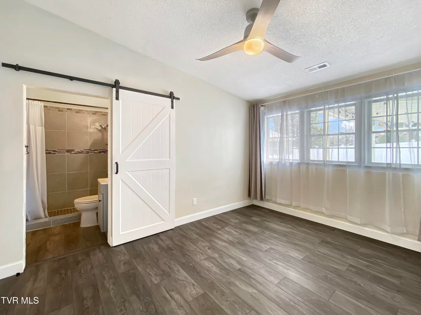 Photo #9: 2315 Larkspur Drive