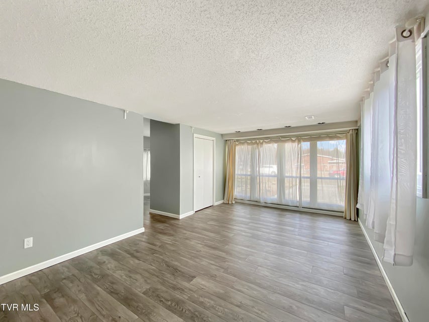 Photo #18: 2315 Larkspur Drive