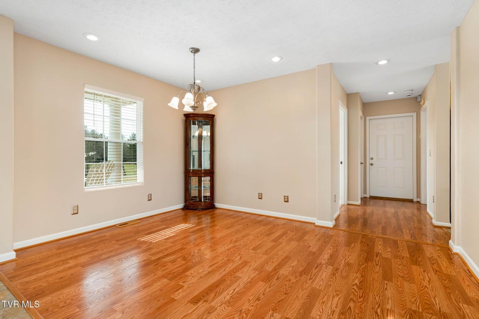 Photo #17: 1782 Harbin Hill Road