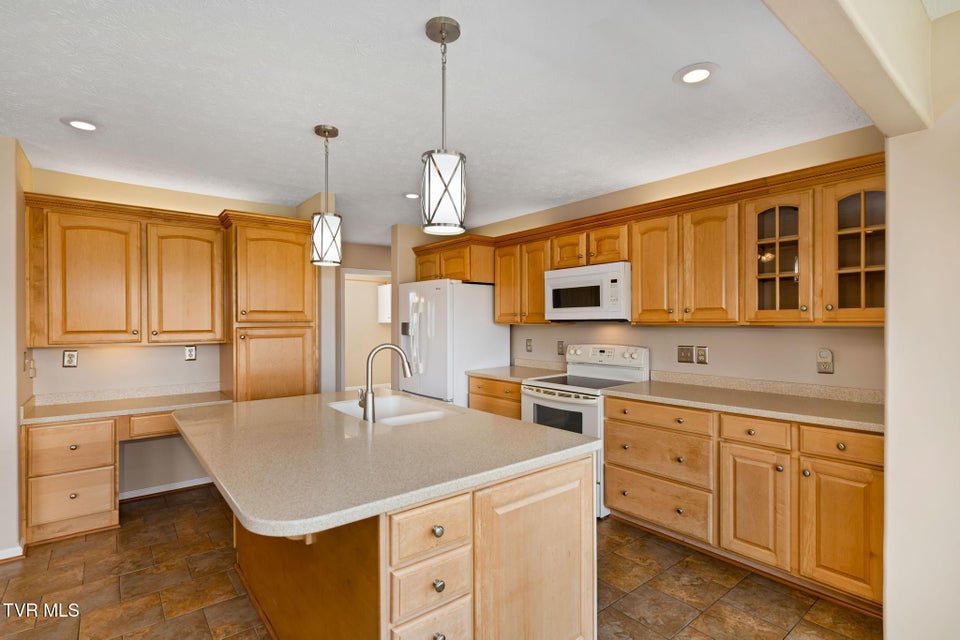 Photo #21: 1782 Harbin Hill Road