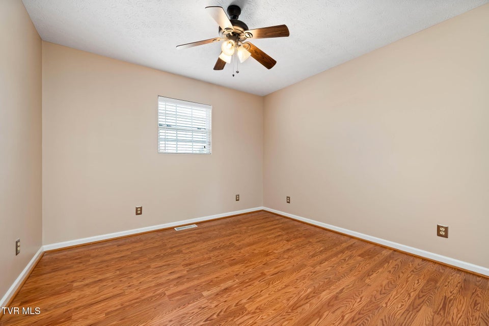 Photo #33: 1782 Harbin Hill Road