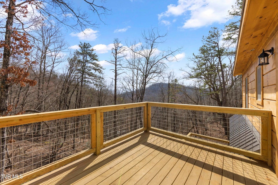 Photo #25: 954 Glasgow Street