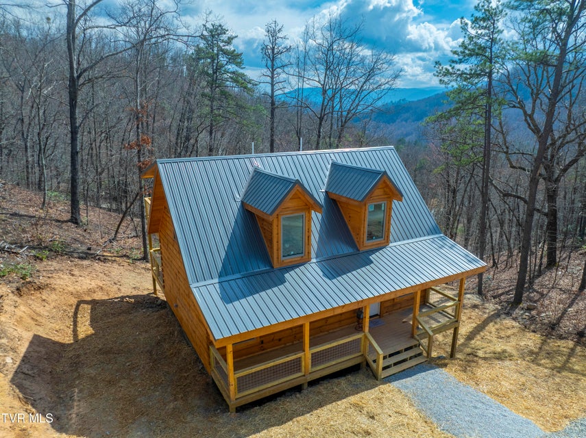 Photo #4: 954 Glasgow Street