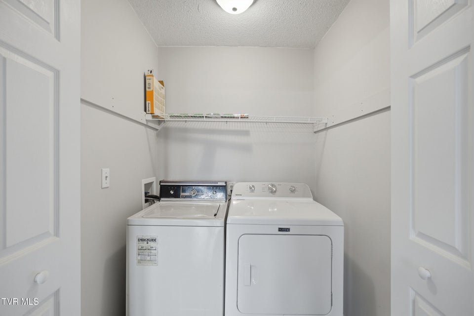 Photo #29: 24116 Quintana Street