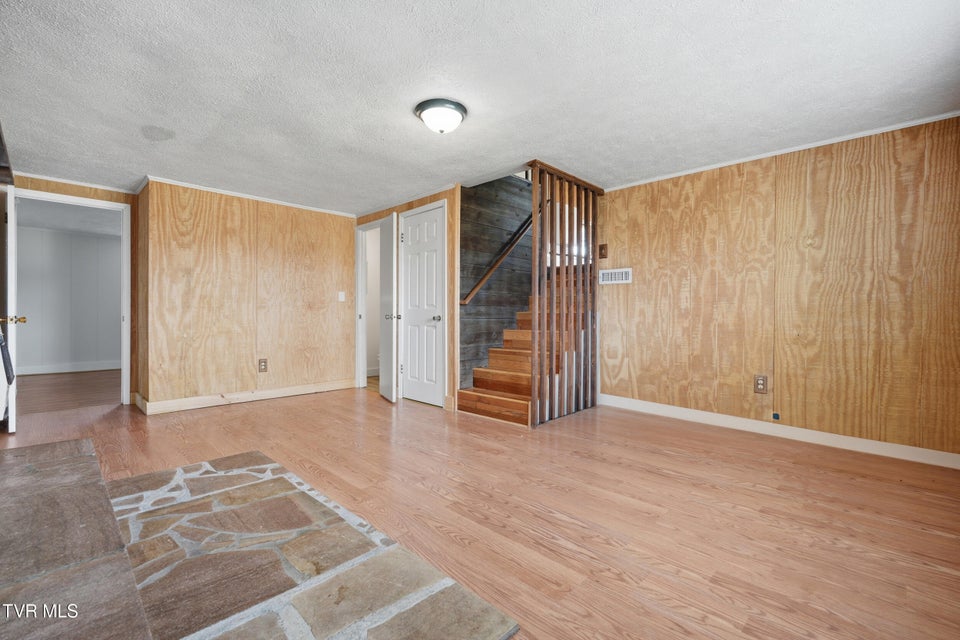 Photo #25: 24116 Quintana Street