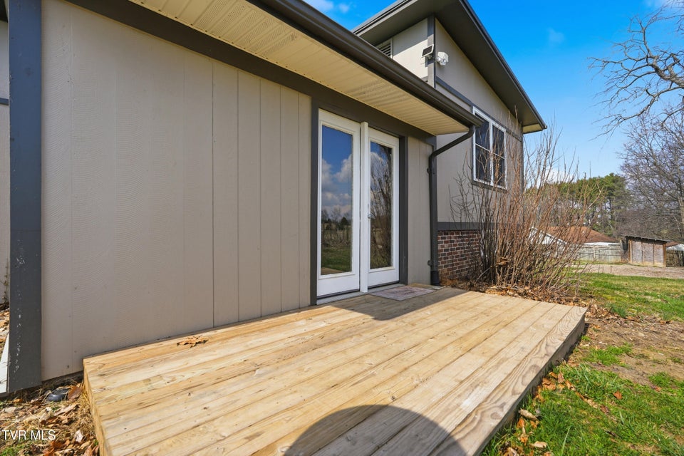 Photo #35: 24116 Quintana Street