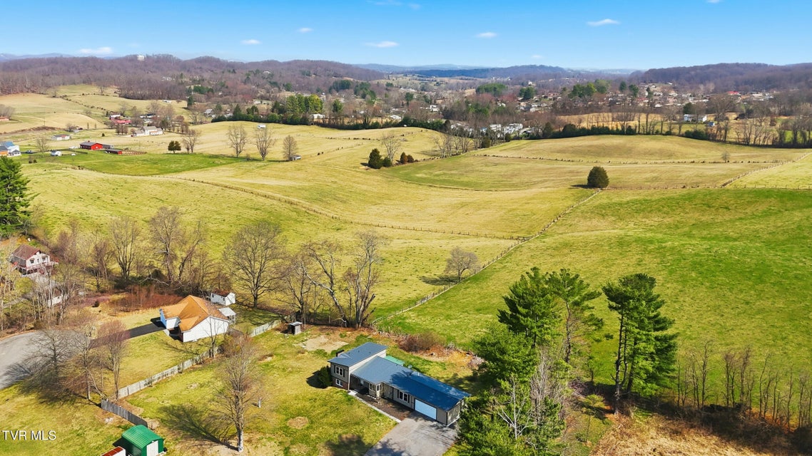 Photo #39: 24116 Quintana Street