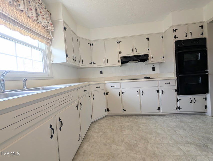 Photo #33: 8491 Doctor Ralph Stanley Highway