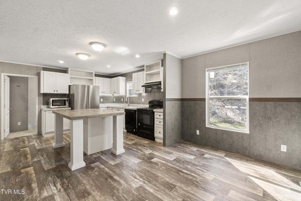 Photo #10: 1320 Sugar Bowl Road