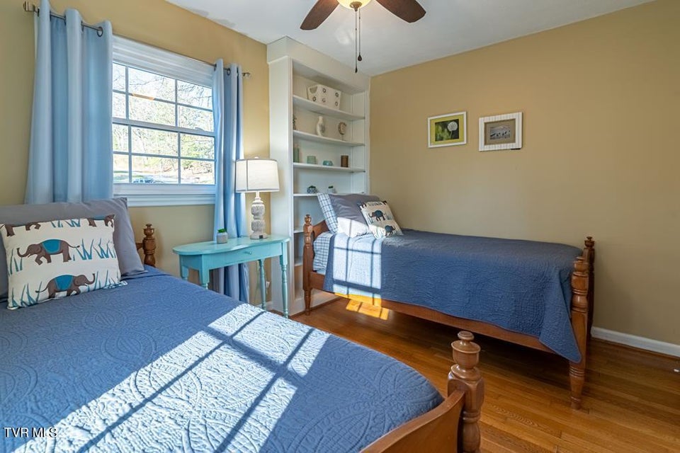 Photo #7: 12104 Linden Street