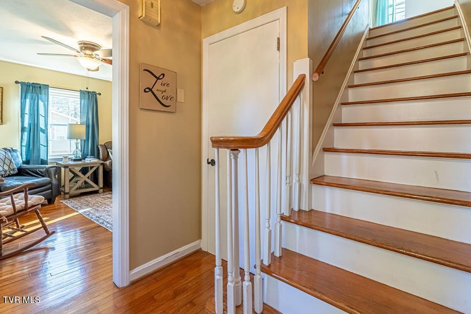 Photo #11: 12104 Linden Street