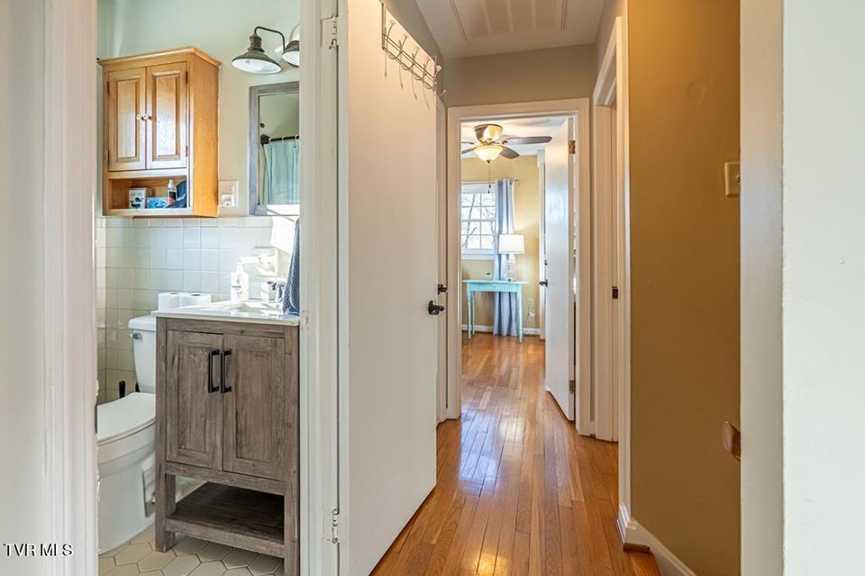 Photo #25: 12104 Linden Street