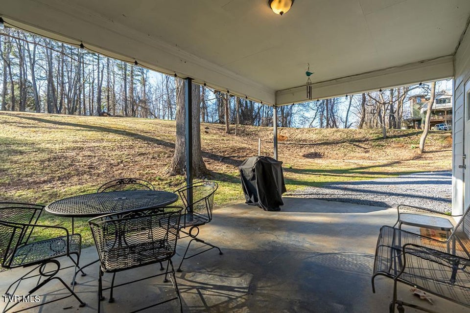 Photo #42: 12104 Linden Street