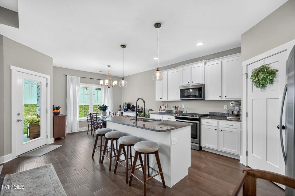 Photo #12: 118 Gunners Way