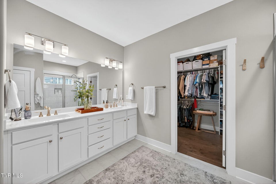 Photo #22: 118 Gunners Way