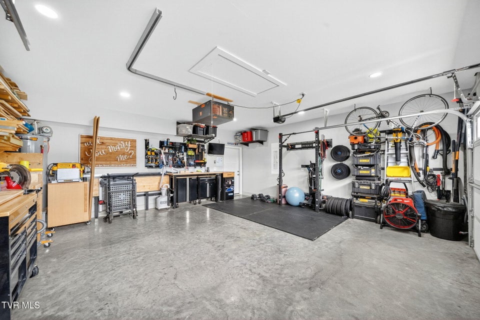 Photo #31: 118 Gunners Way