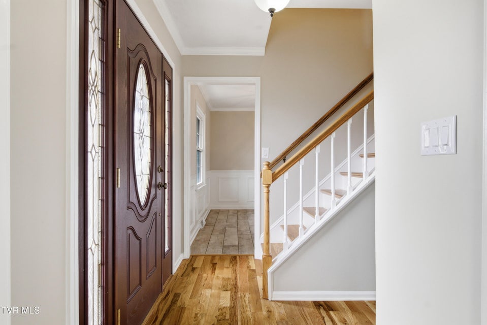 Photo #8: 1270 Crestview Drive